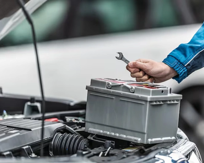 Variklio uzvedimas issikrovus akumuliatoriui - tech pagalba